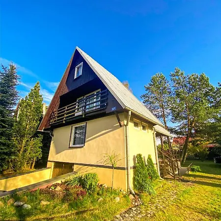 Dom Nad Jeziorem Mazury Semesterbostad *