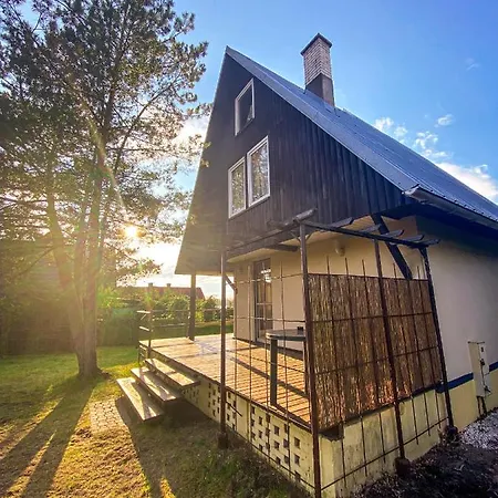 Semesterbostad Dom Nad Jeziorem Mazury *